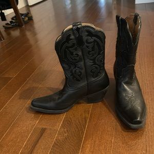 Worn twice, Ariat waterproof black cowboy boots